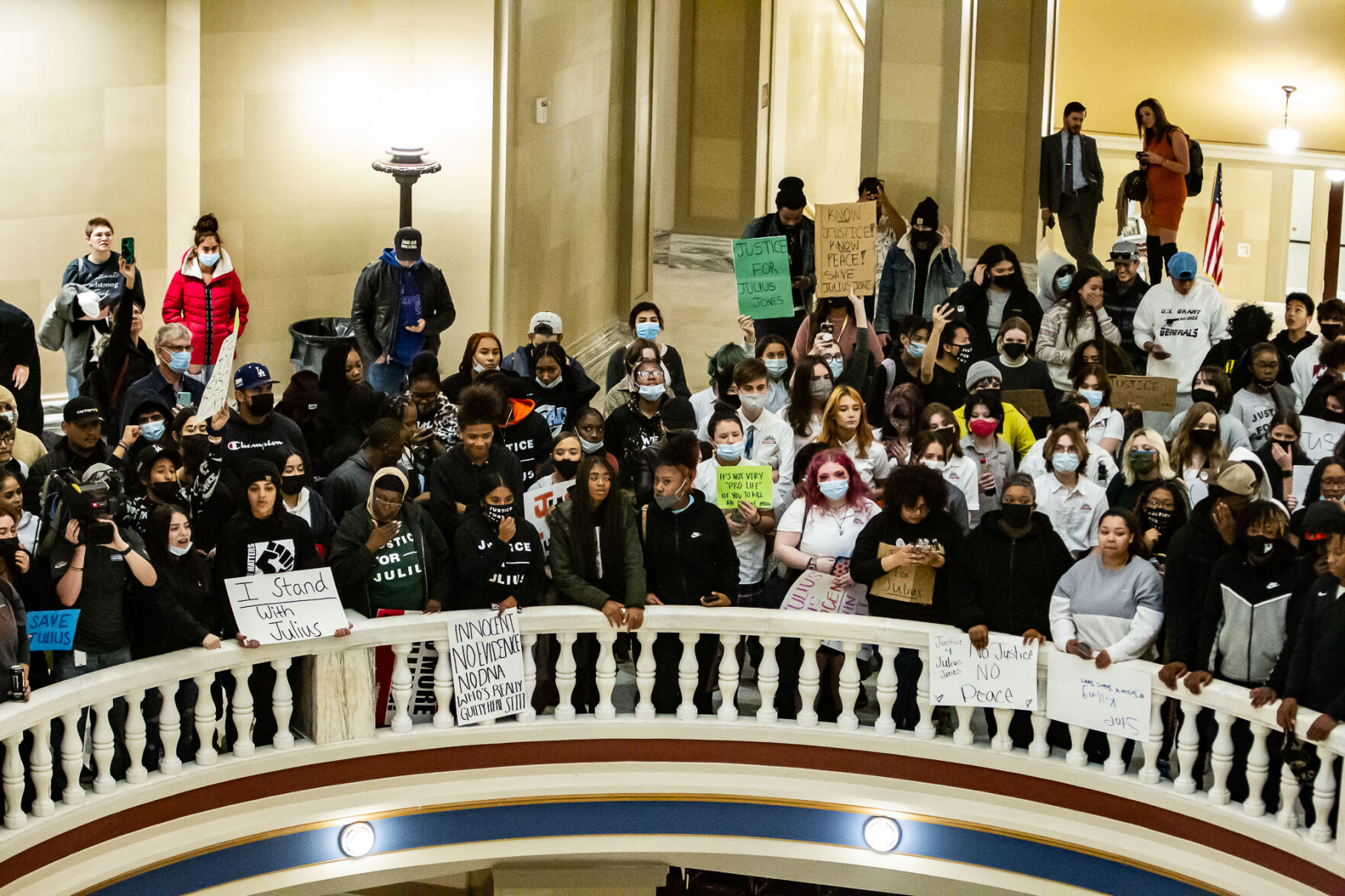 Julius Jones supporters